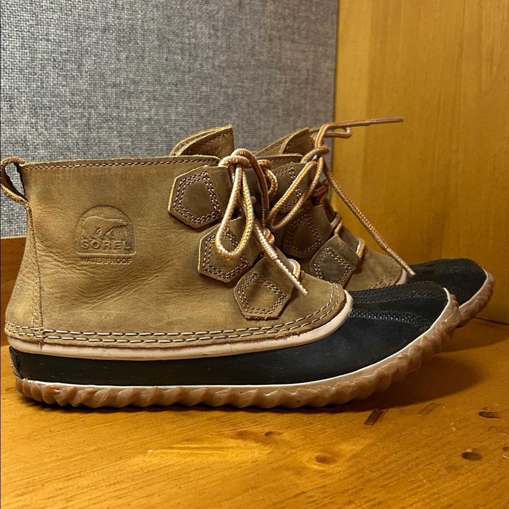 Sorel Out N About Ankle Duck Boots